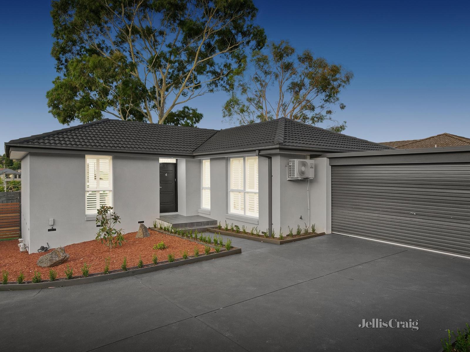 4/65 George Street, Doncaster East image 1