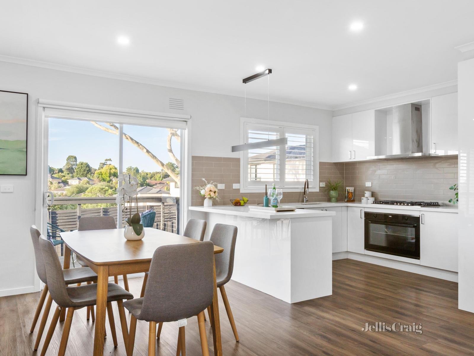 4/65 George Street, Doncaster East image 3