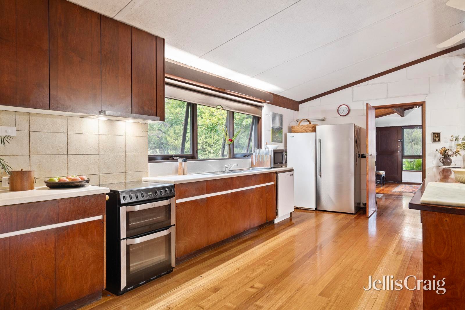 465 Victoria Road, Gruyere image 10