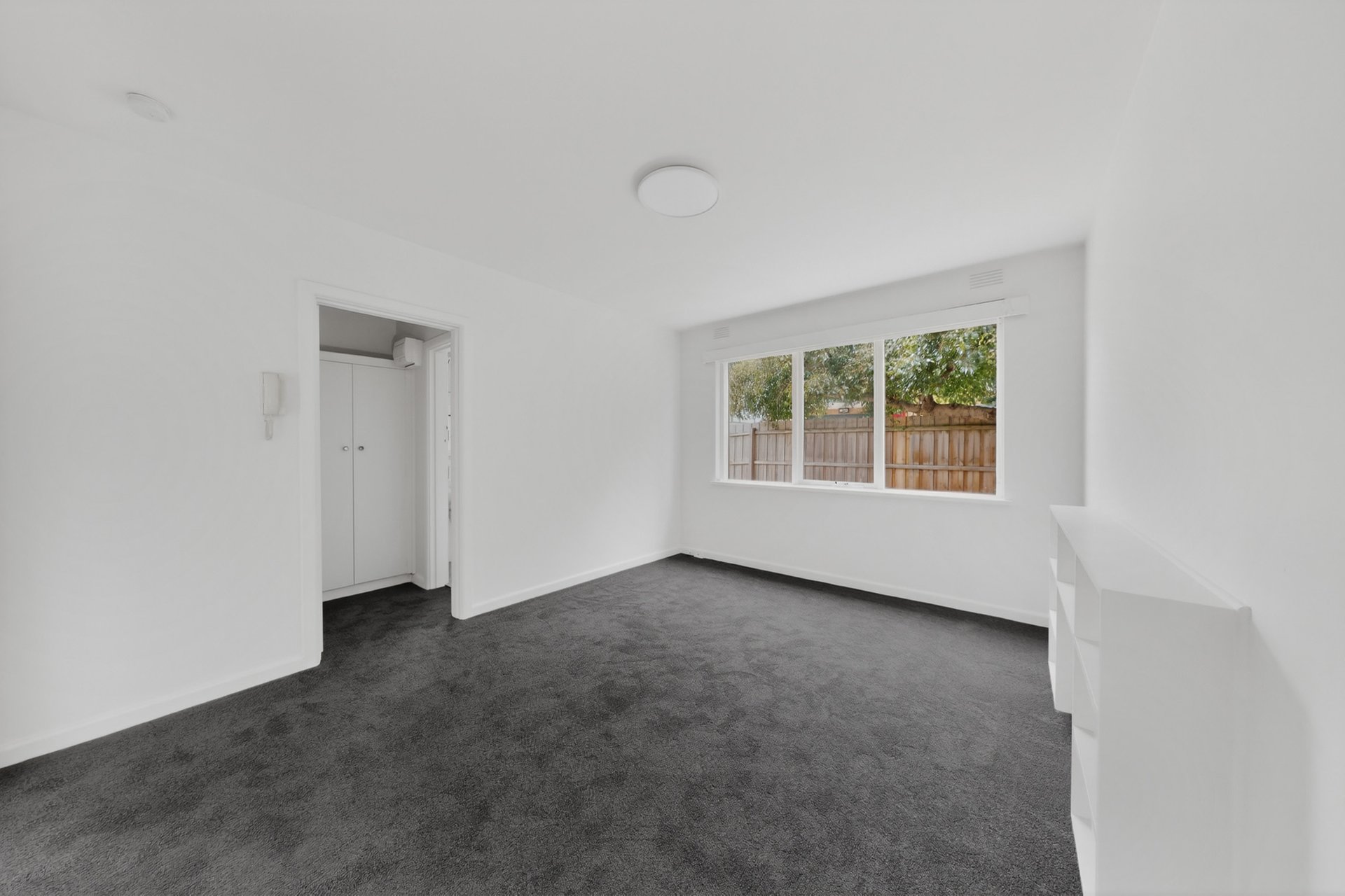 4/66 Foam Street, Elwood image 3