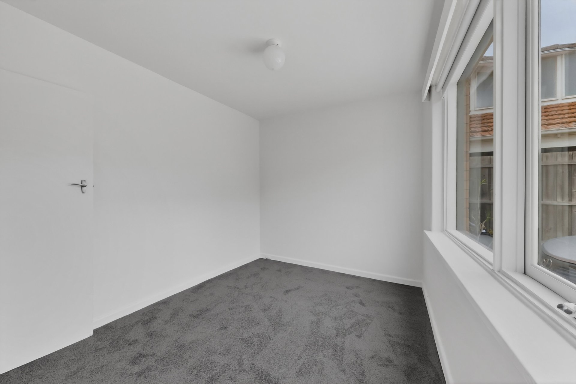 4/66 Foam Street, Elwood image 9