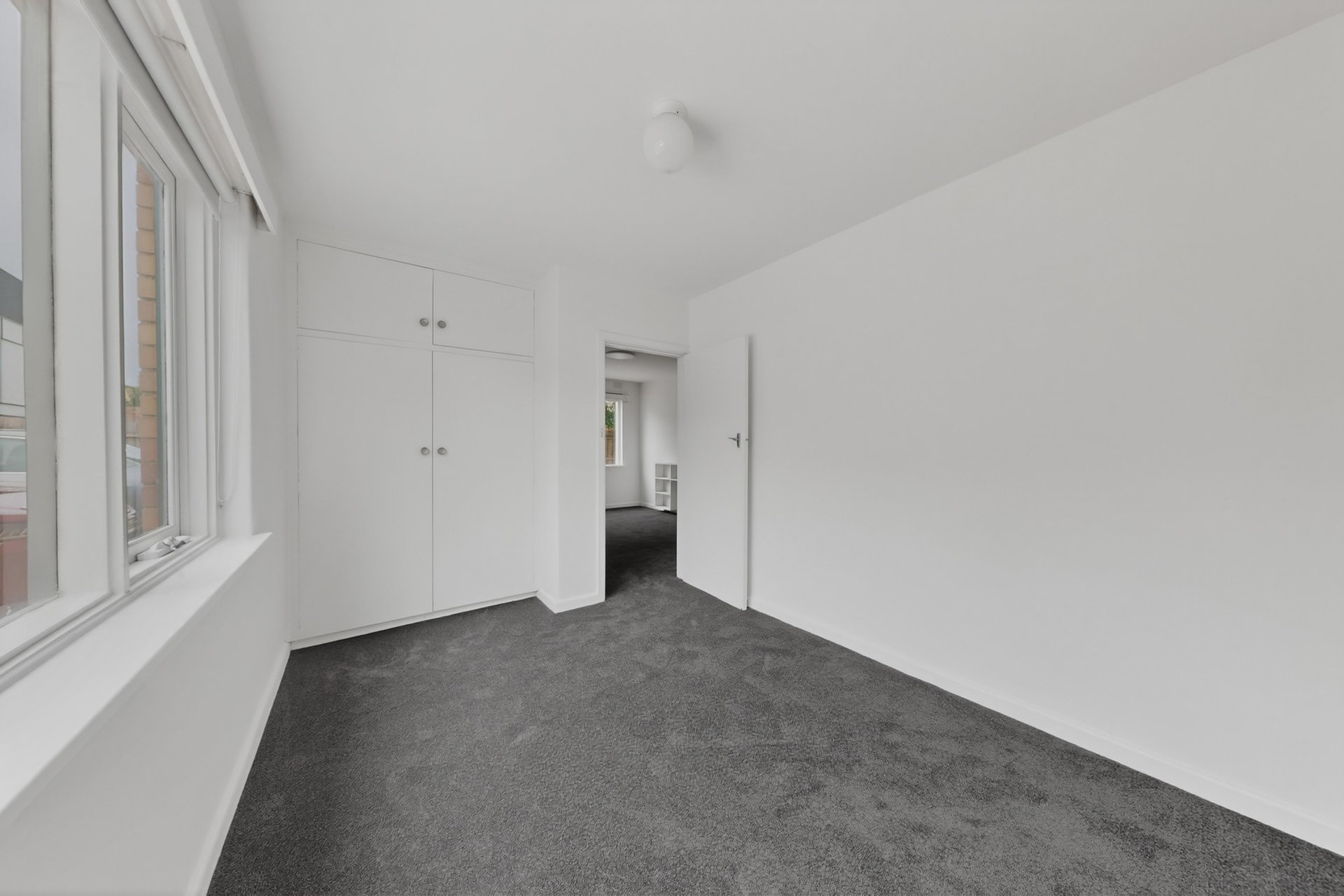 4/66 Foam Street, Elwood image 10