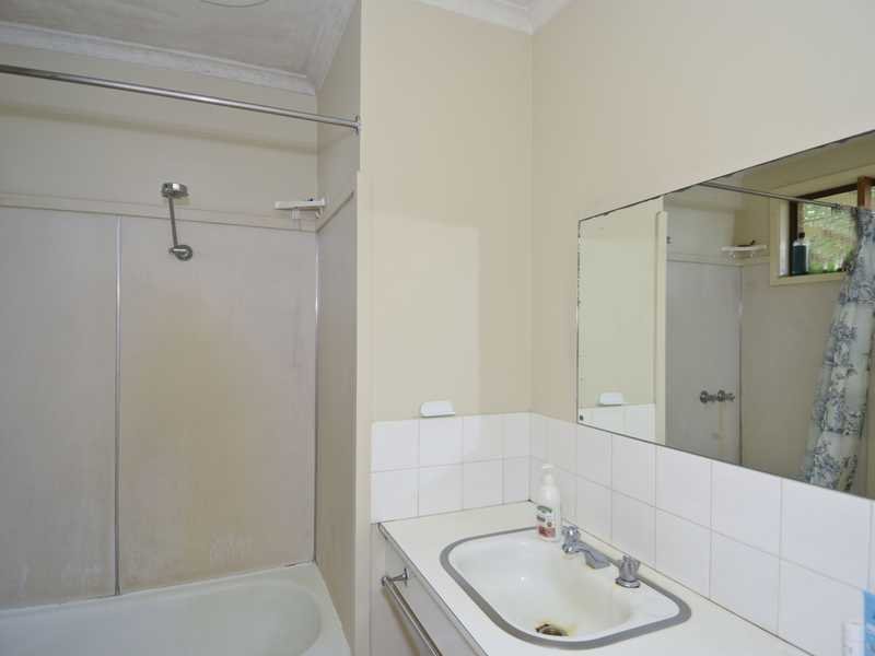 4/66 James Street, Belmont image 5