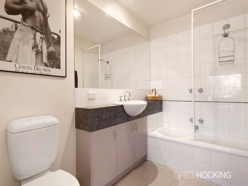 4/66 Montague Street, South Melbourne image 6
