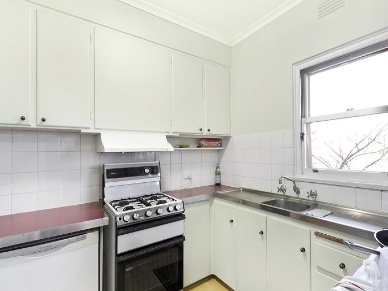 4/67 Wattle Valley Road, Canterbury image 4