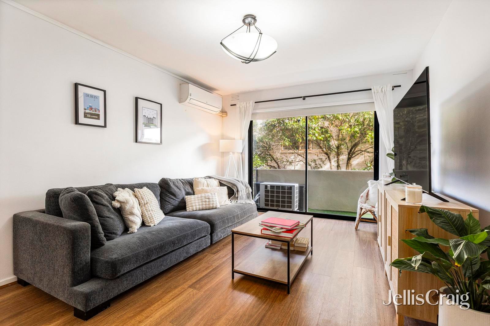 4/68 Alma Road, St&nbsp;Kilda image 4