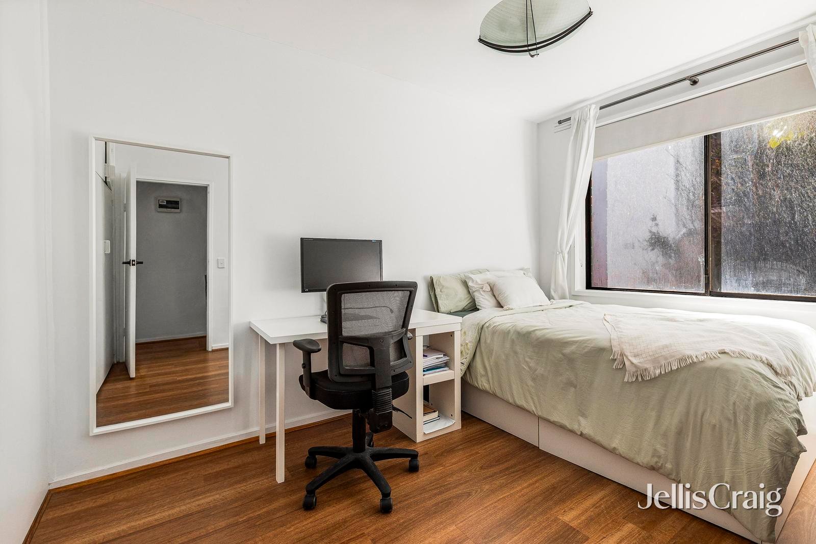 4/68 Alma Road, St&nbsp;Kilda image 7