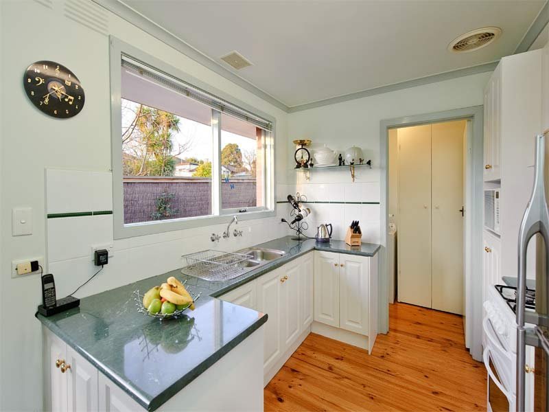 4/68 Medway Street, Box Hill North image 2