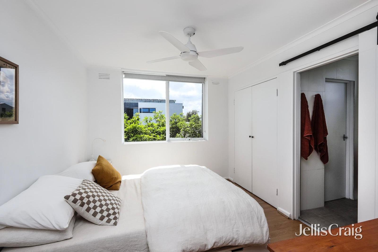 4/69 Hamilton Street, Yarraville image 4
