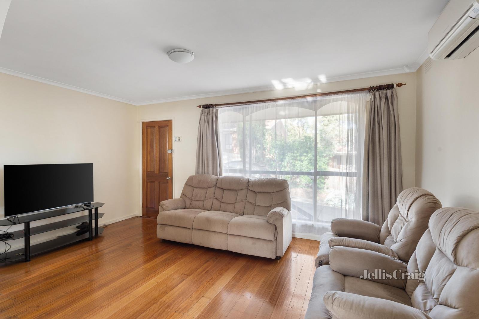 4/69 Nell Street, Greensborough image 5