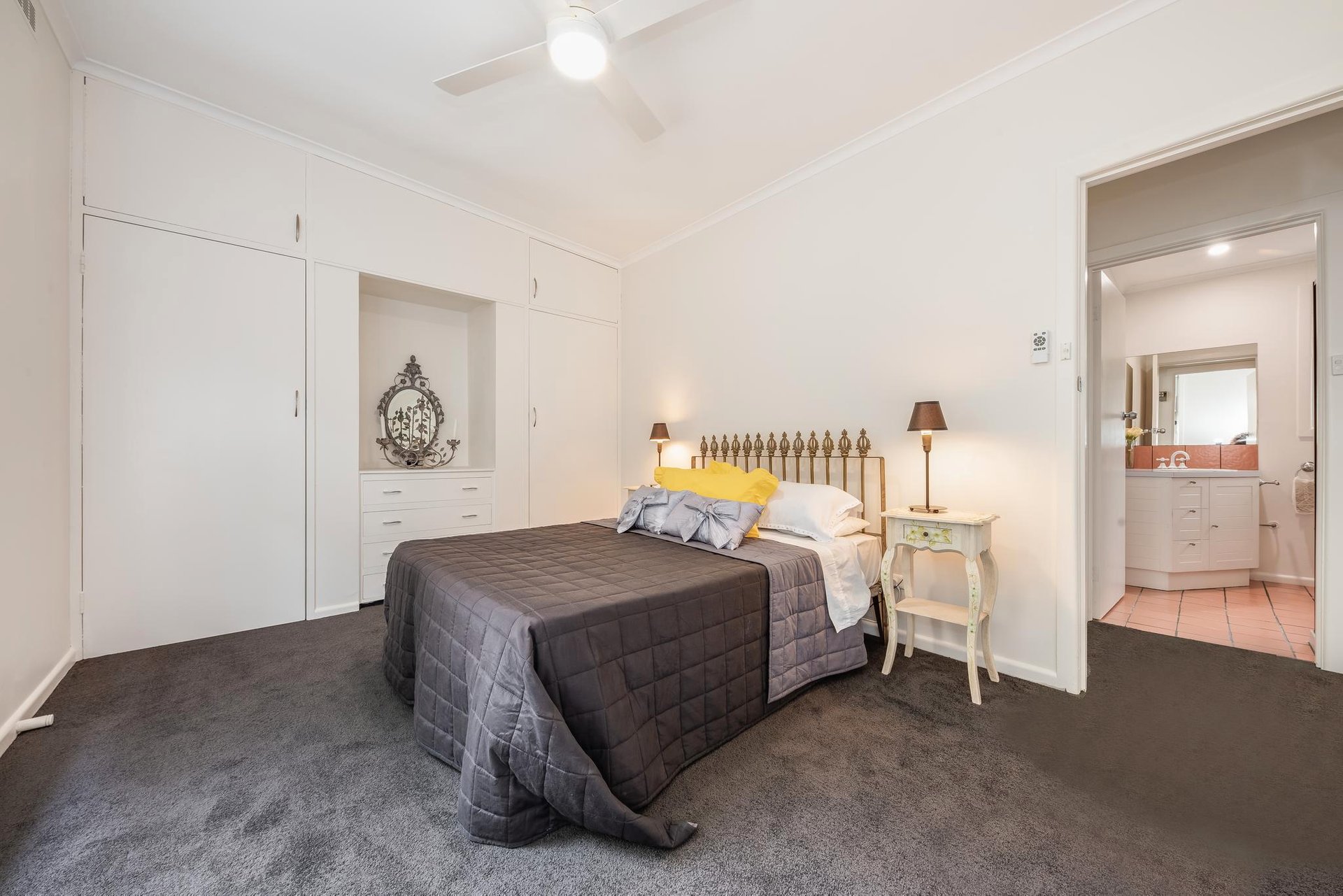 4/69A Camden Road, Newtown image 5