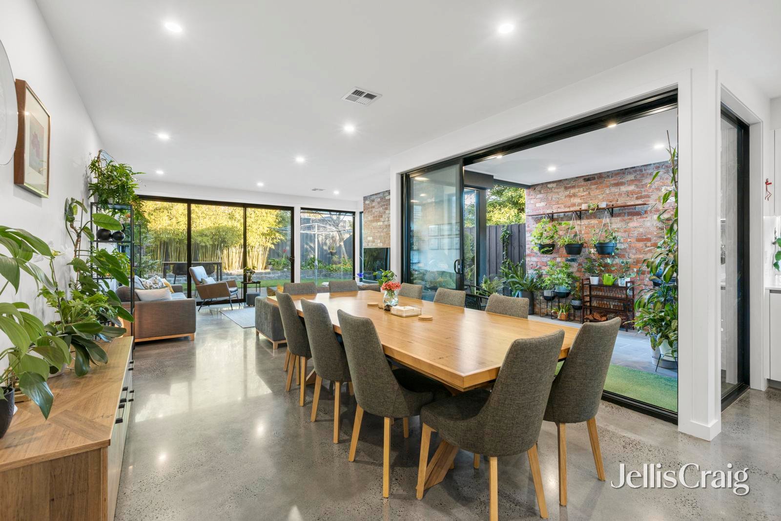 46a Marquis Road, Bentleigh image 2