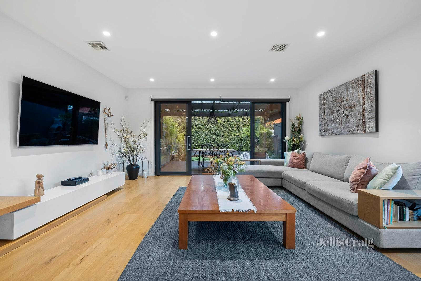 46a Tucker Road, Bentleigh image 2