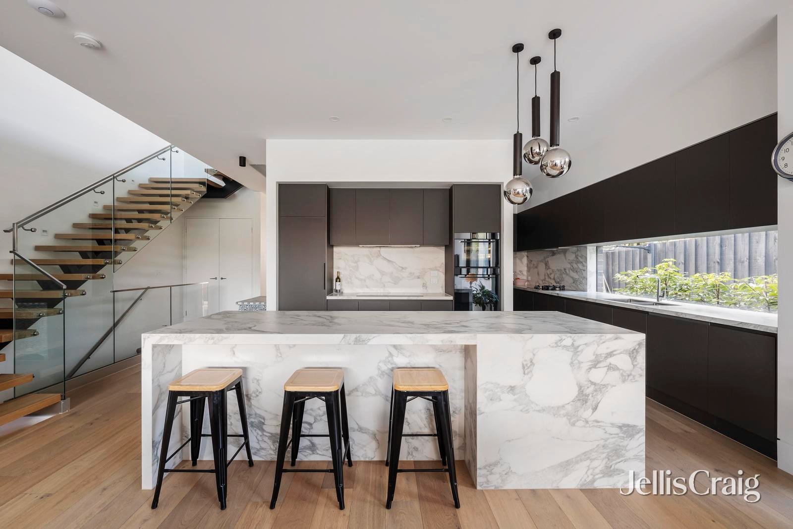 46A Wandsworth Road, Surrey&nbsp;Hills image 3