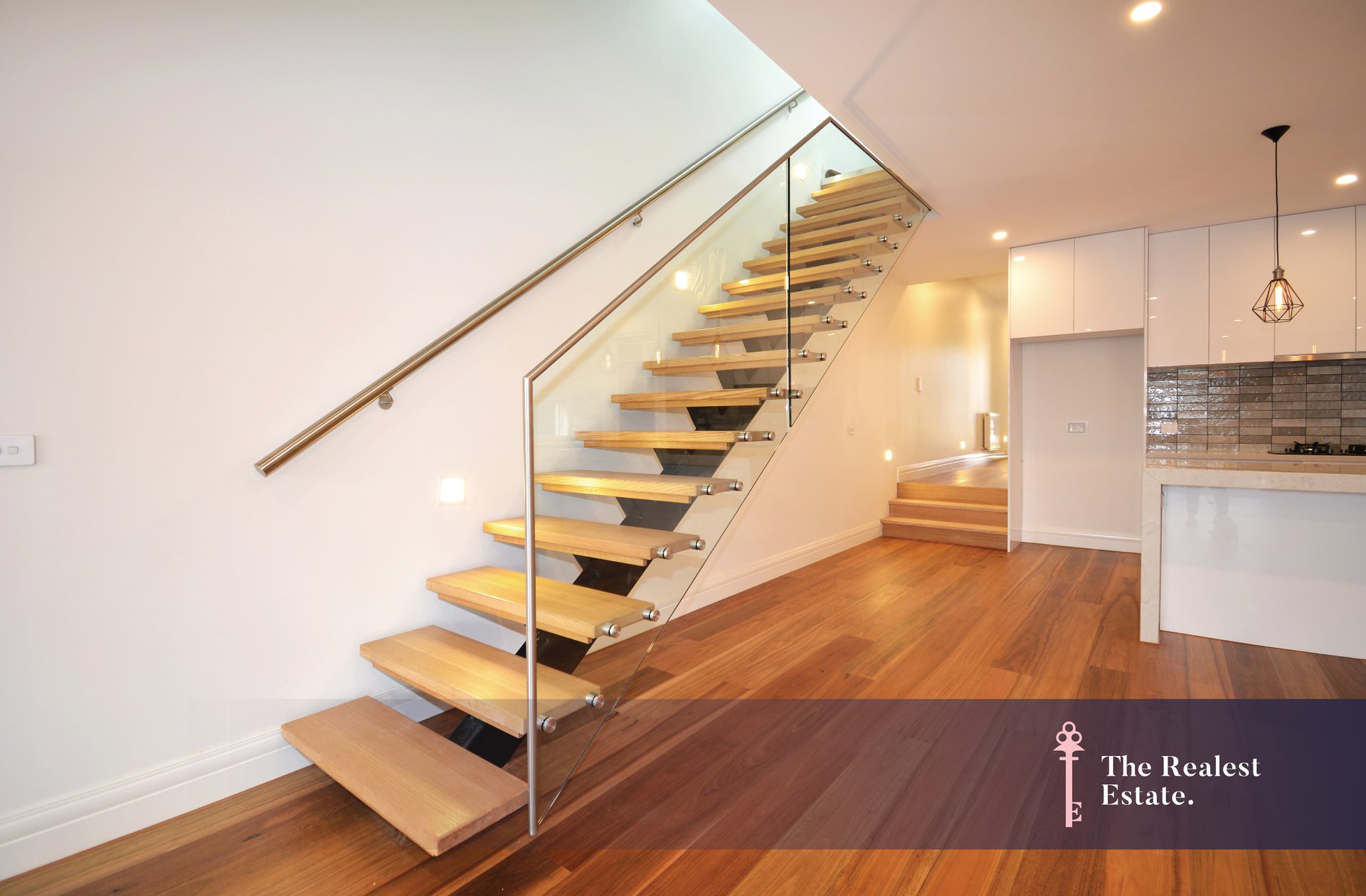 47 Alpine Grove, Pascoe Vale image 7