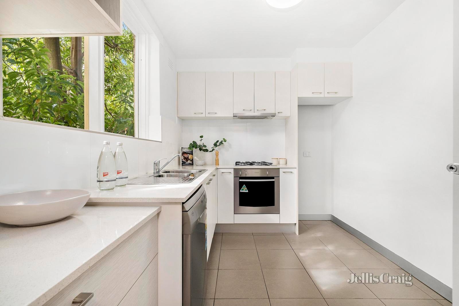 4/7 Auburn Grove, Hawthorn East image 4