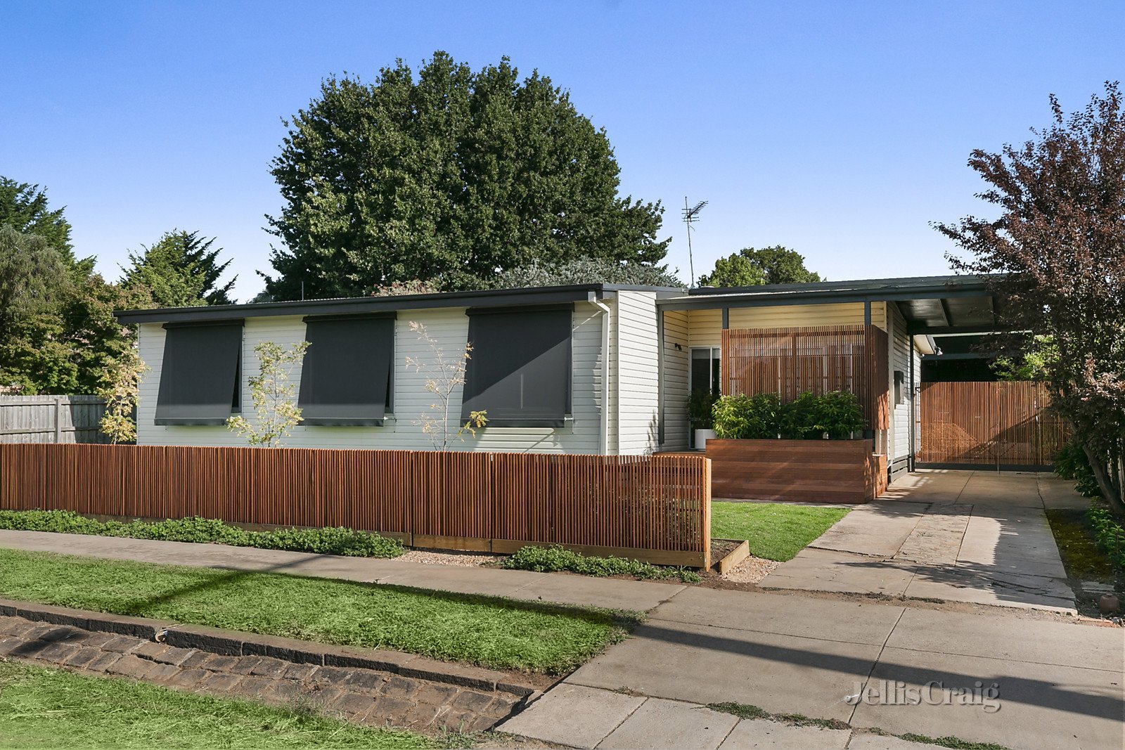 47 Baynton Street, Kyneton image 2