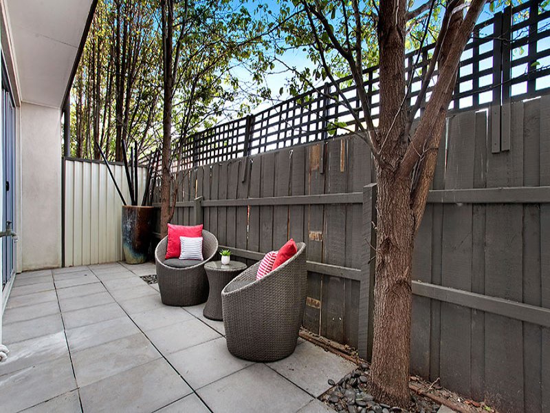 4/7 Beach Avenue, Elwood image 8