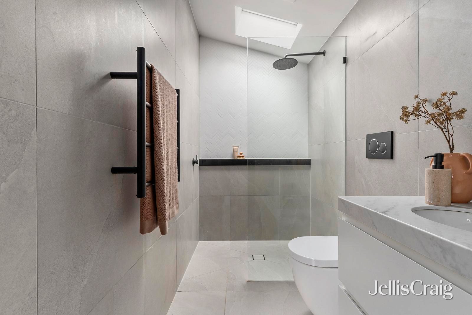 47 Bent Street, Moonee Ponds image 9
