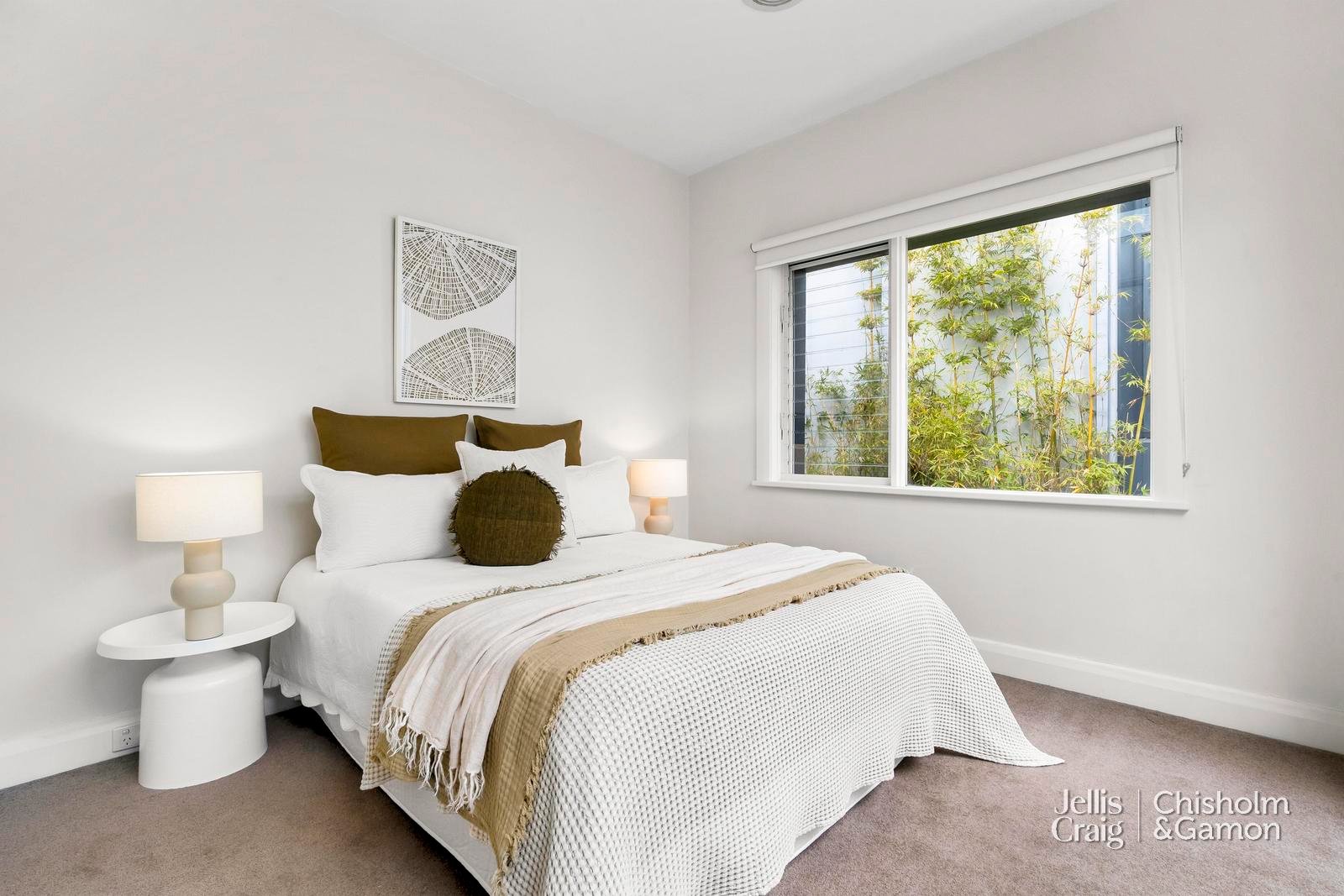 4/7 Bluff Avenue, Elwood image 6