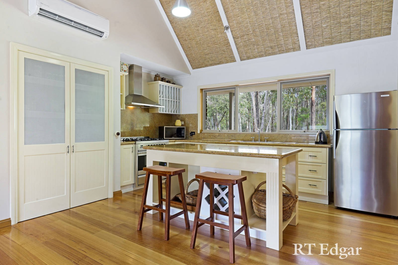 Property Gallery Thumbnail 5