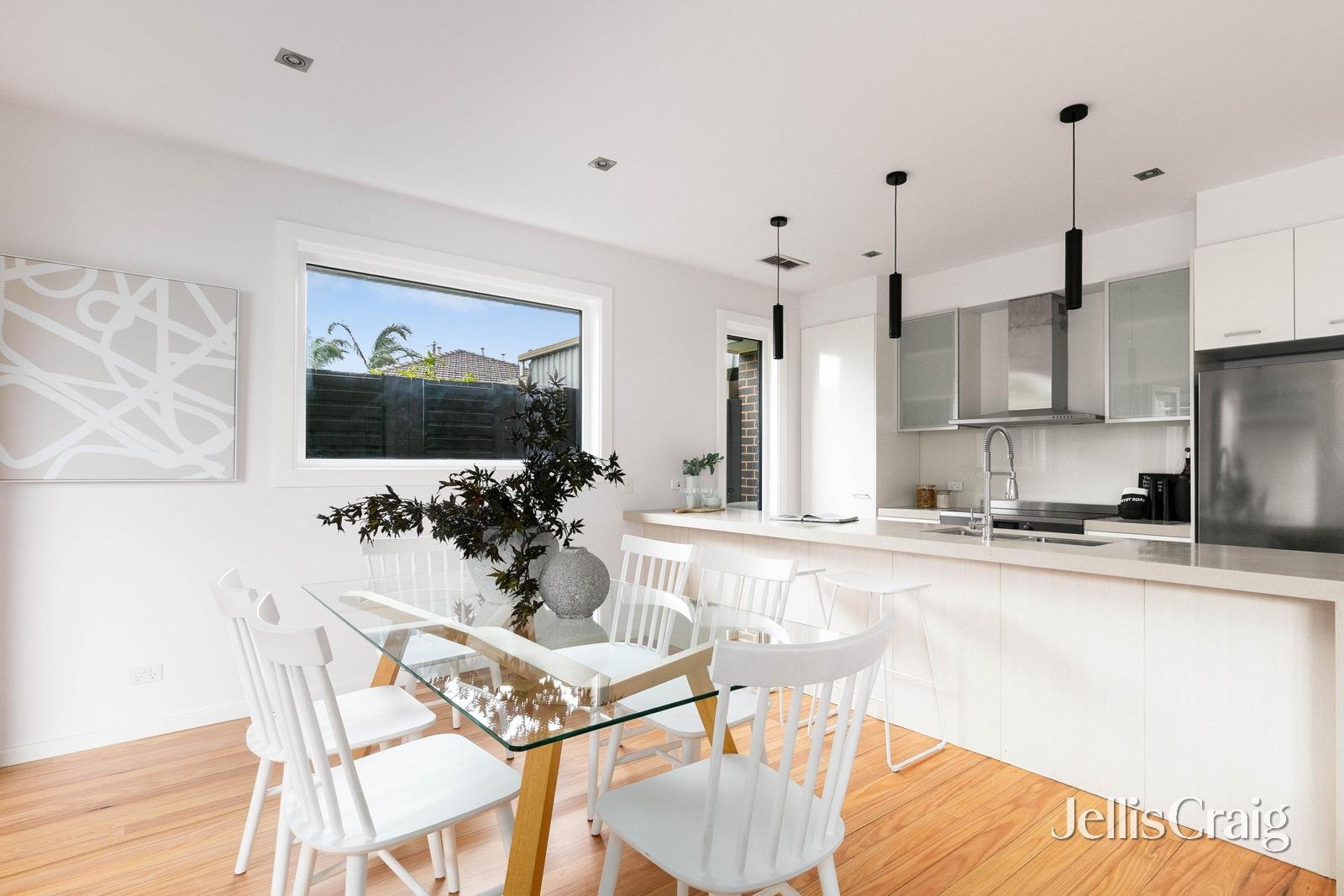 47 Bradley Street, Newport image 4