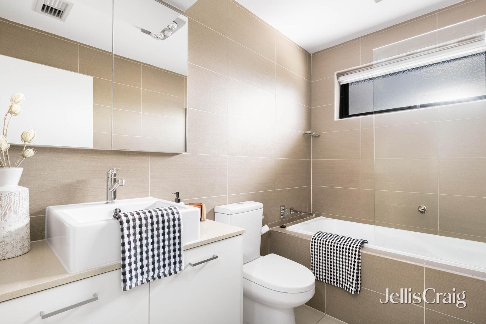 47 Bradley Street, Newport image 11