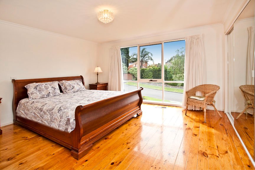 47 Bramley Crescent, Wheelers Hill image 5