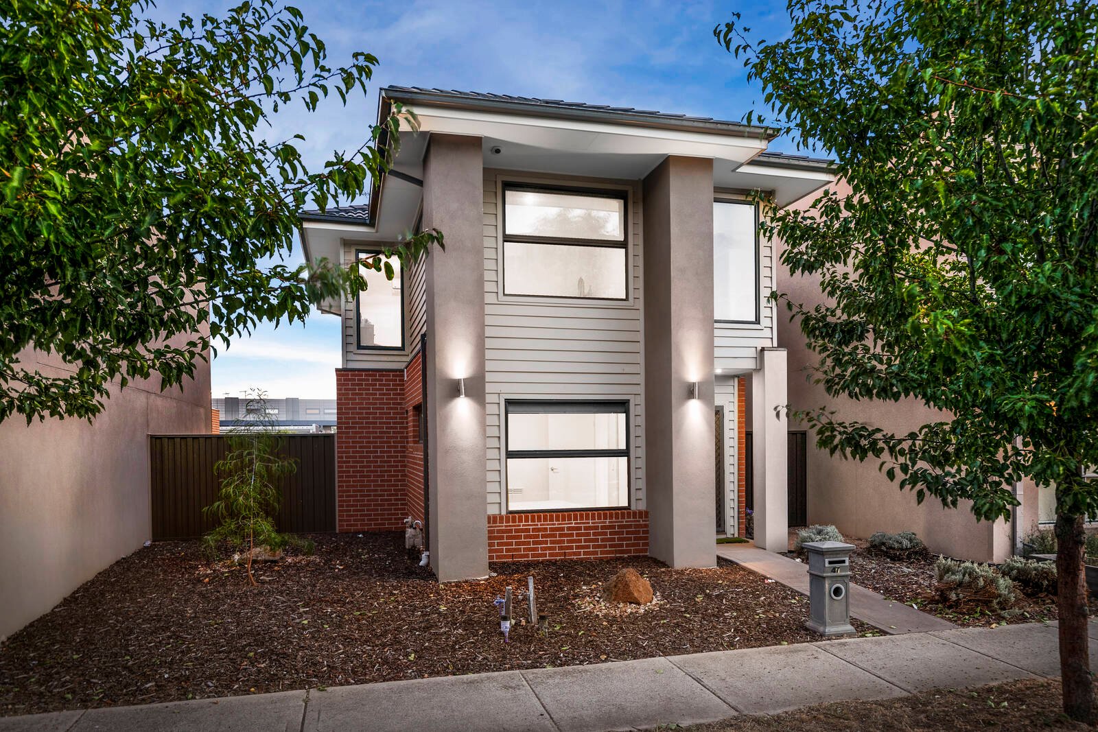 Property Gallery - Main Image