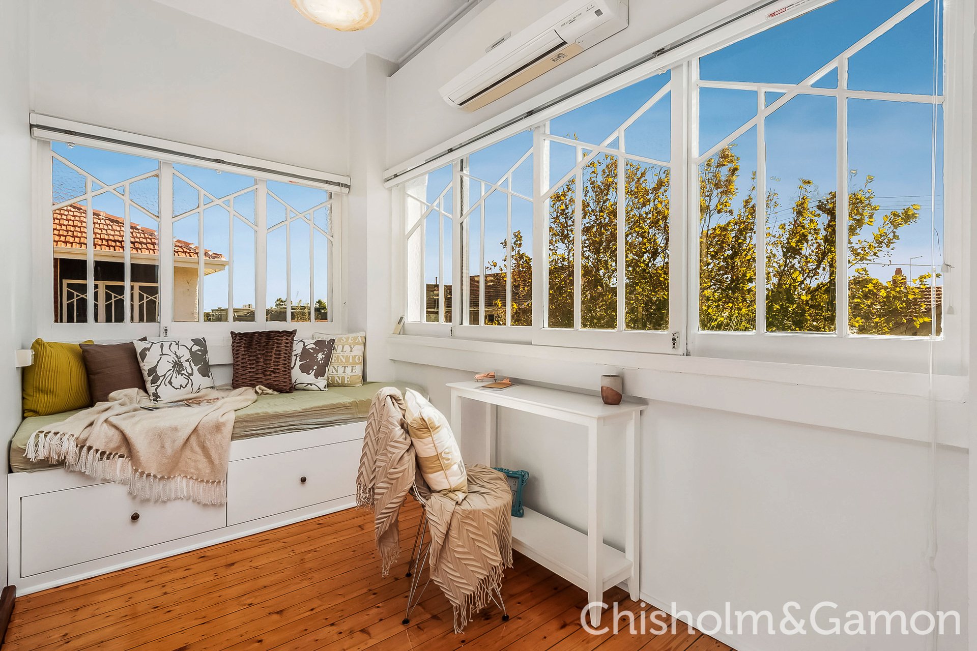 4/7 Byrne Avenue, Elwood image 5