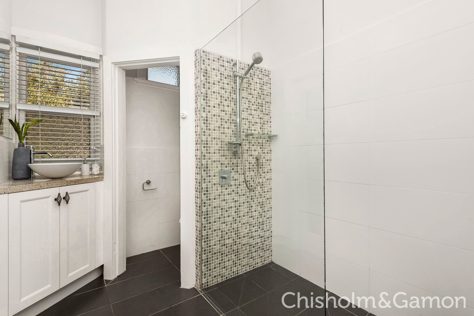 4/7 Byrne Avenue, Elwood image 7