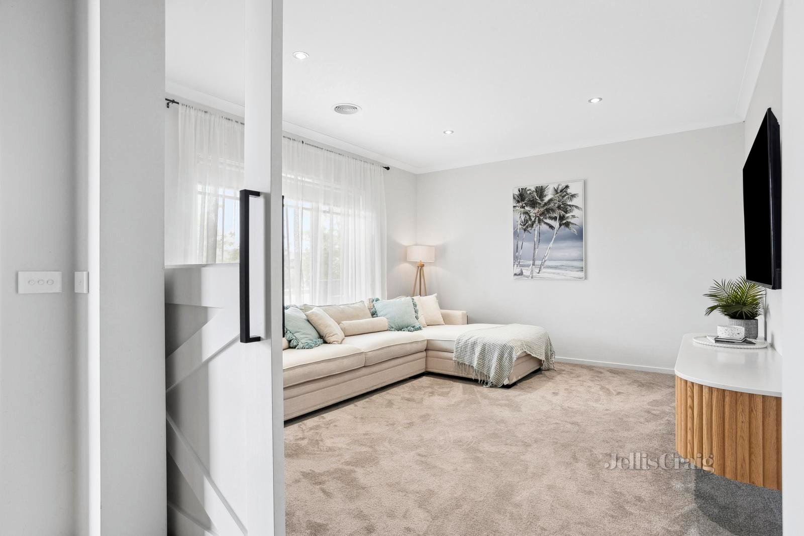 47 Casuarina Drive, Romsey image 3
