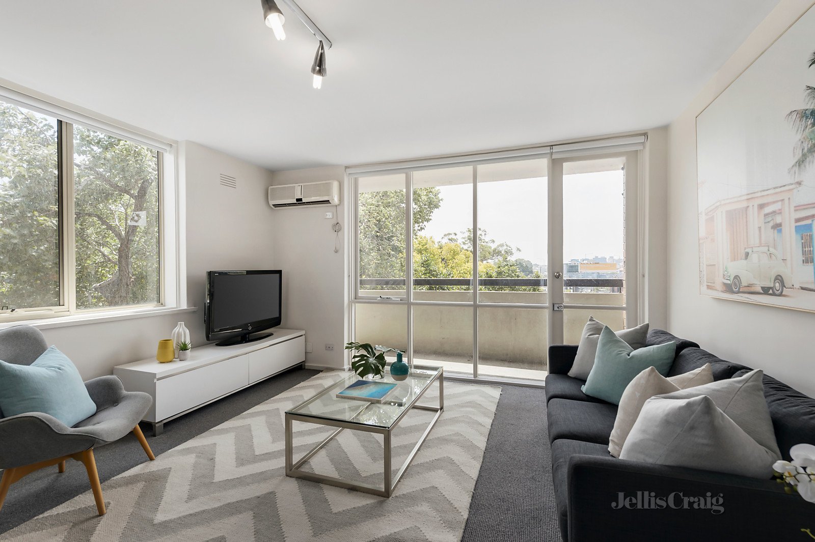 4/7 Clowes Street, South Yarra image 1