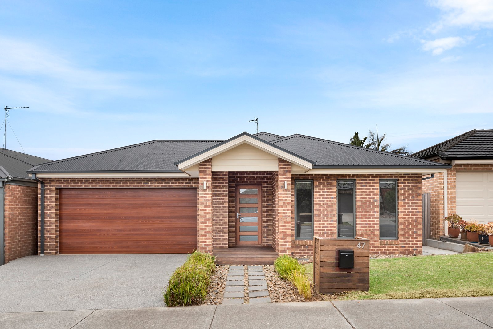 Property Gallery - Main Image