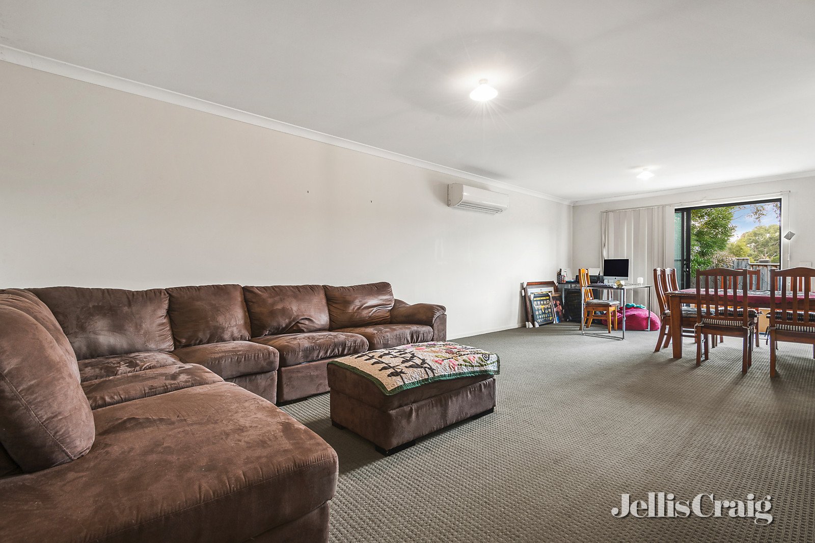 47 Evans Drive, Croydon image 3