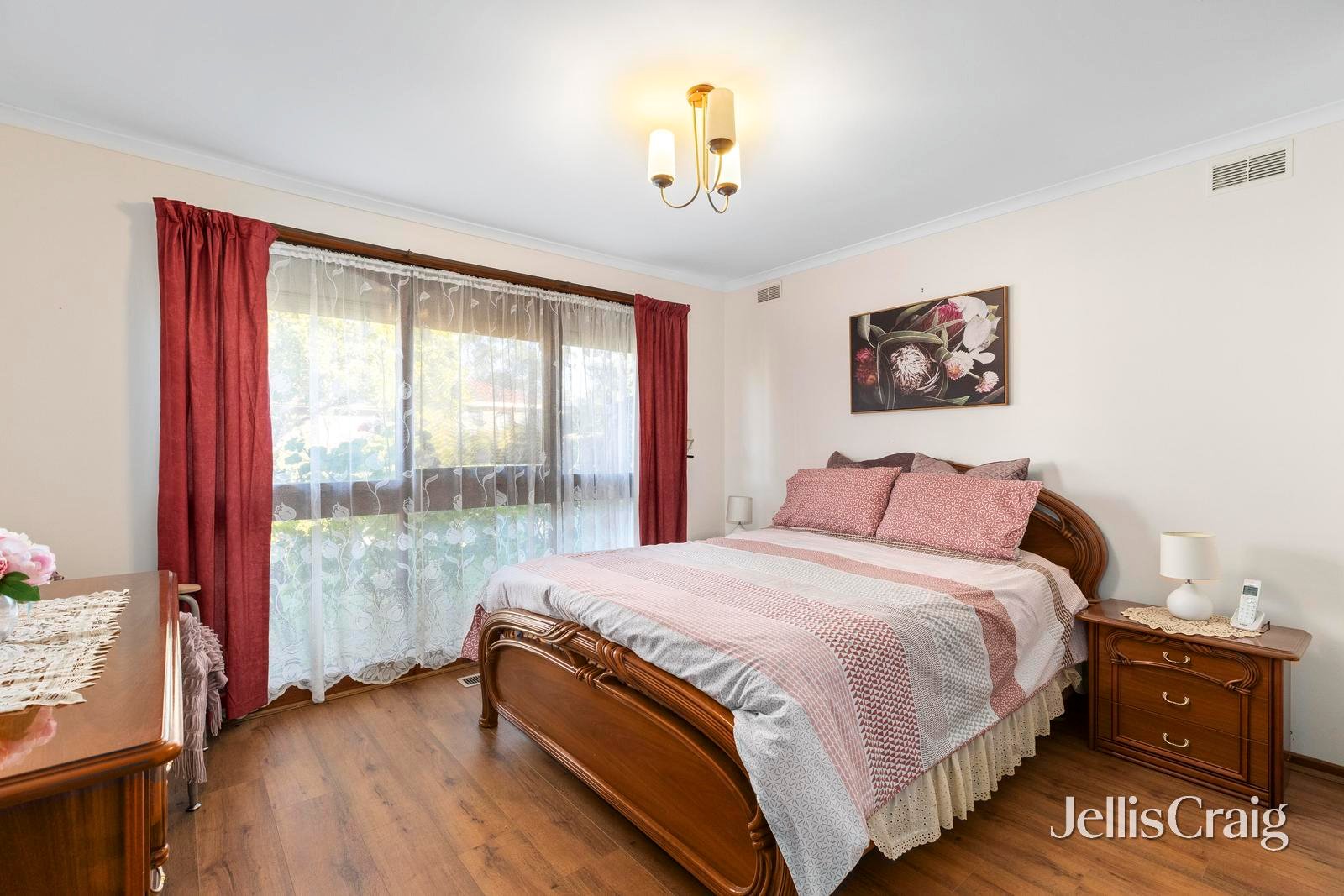 47 Galahad Crescent, Glen&nbsp;Waverley image 7
