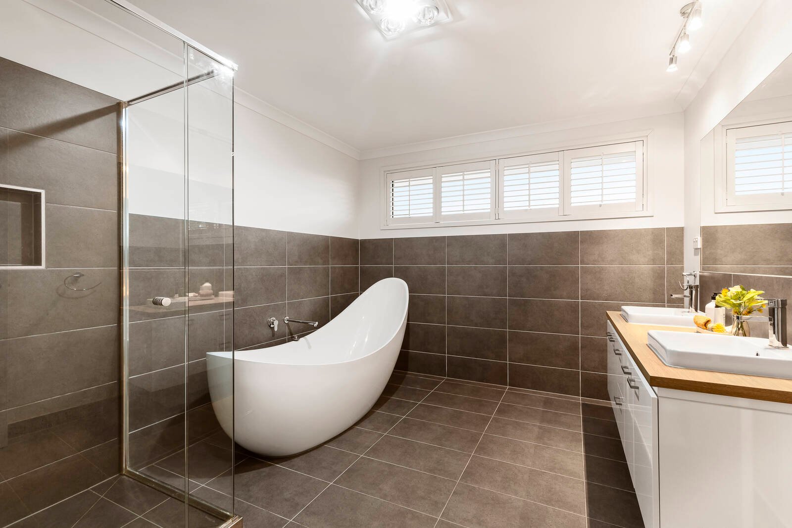 Property Gallery Thumbnail 12