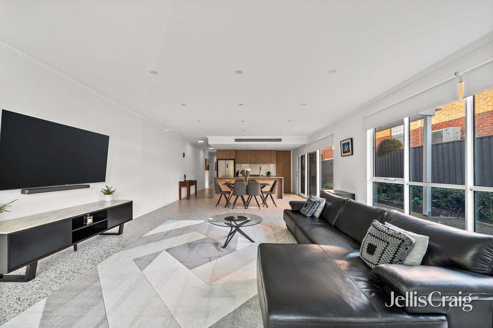 47 Hick Street, Spotswood image 2