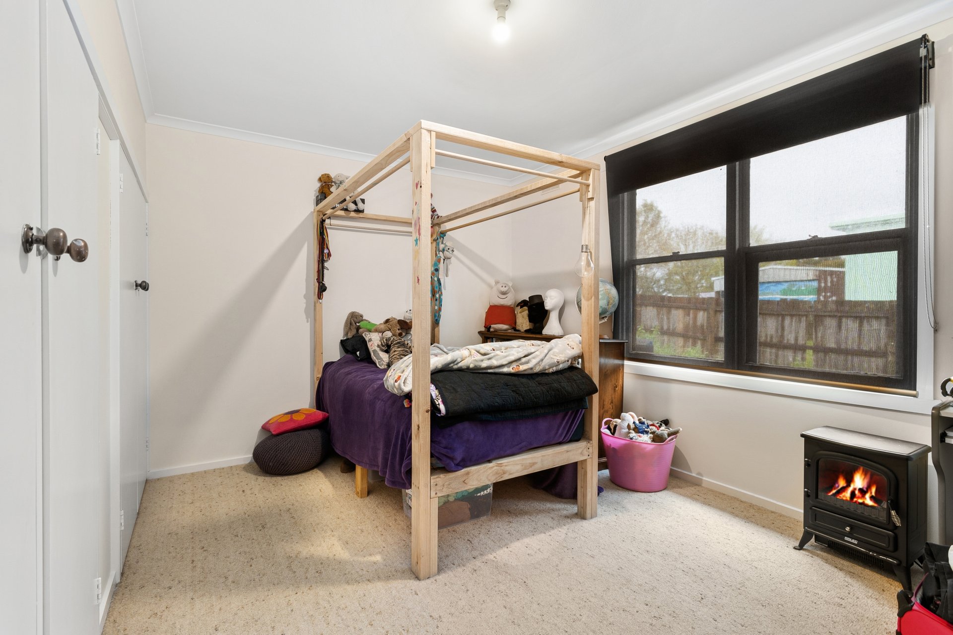 Property Gallery Thumbnail 9