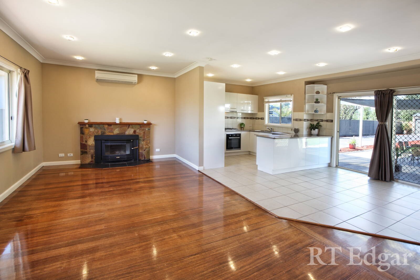 Property Gallery Thumbnail 2