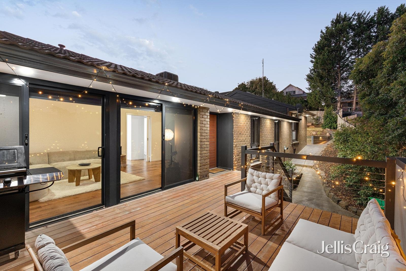 47 Kempston Street, Greensborough image 17