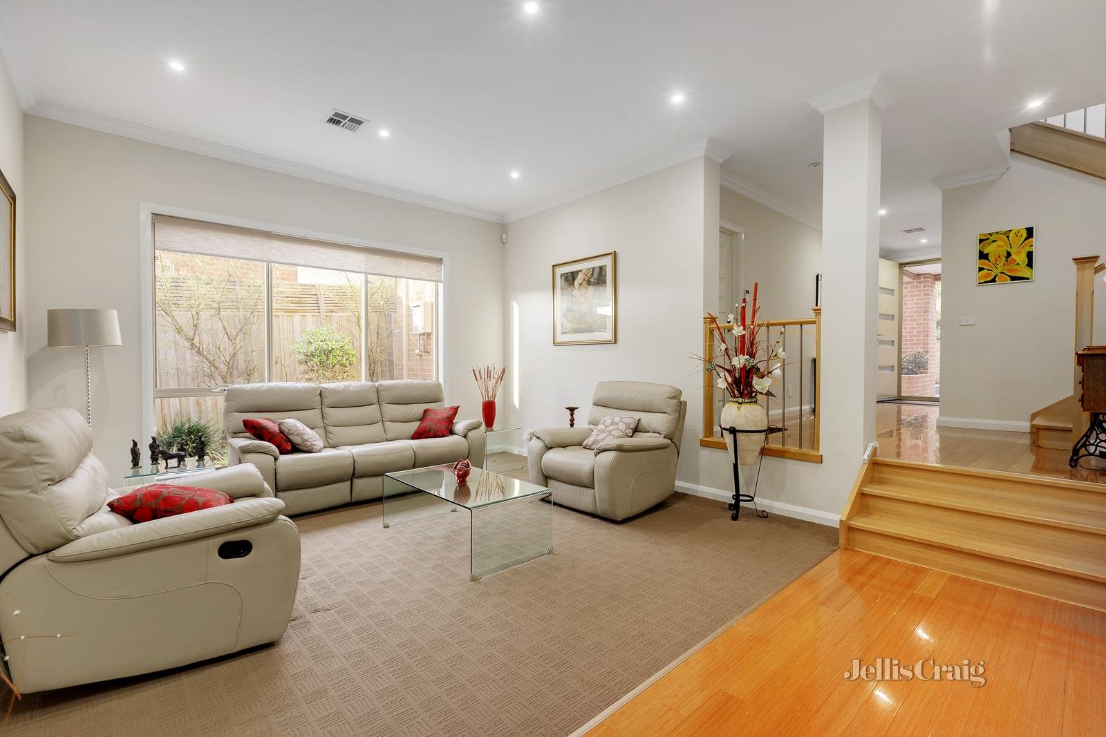 47 Lincoln Drive, Bulleen image 2