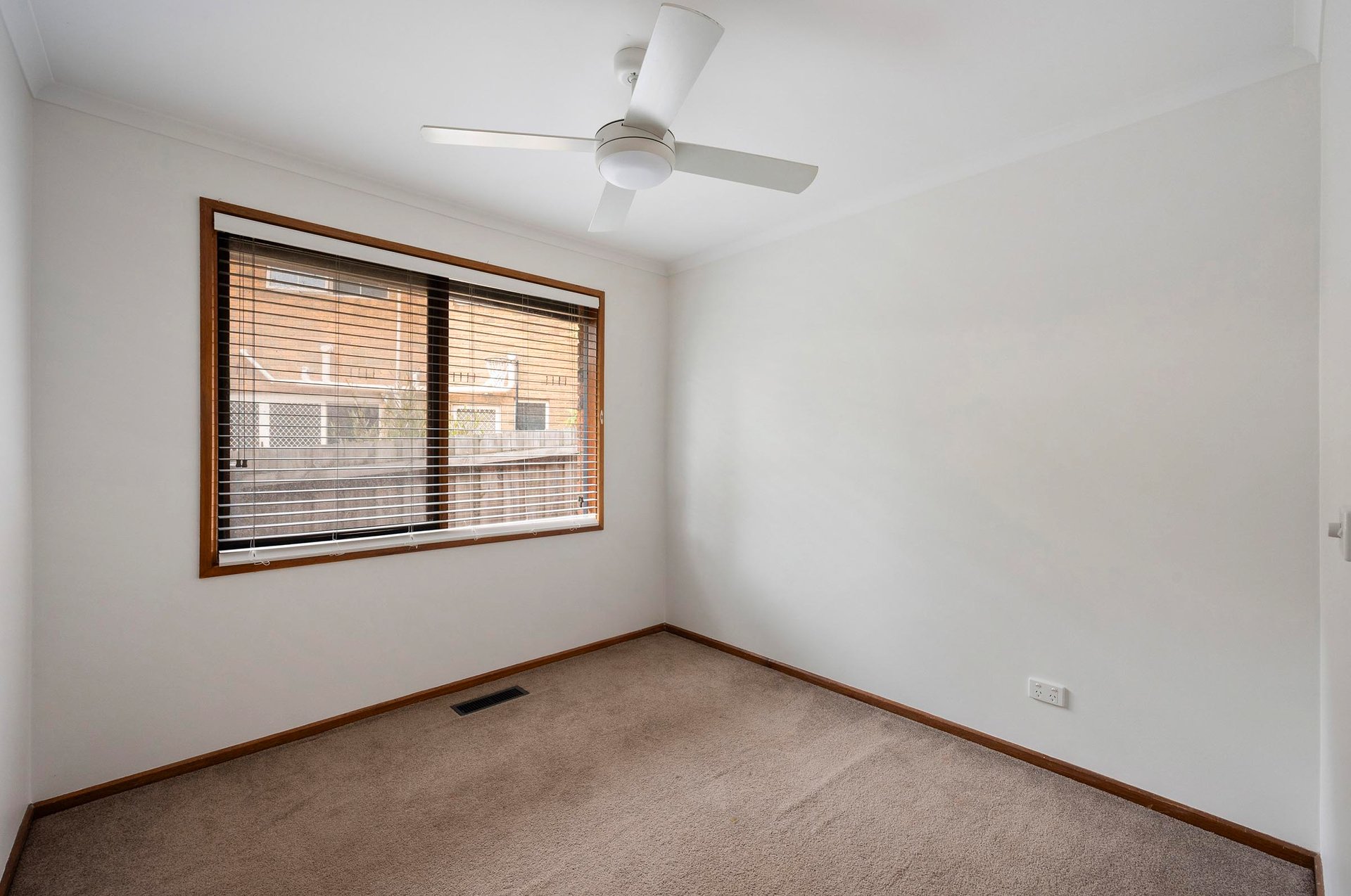 47 Little John Road Road, Warranwood image 8