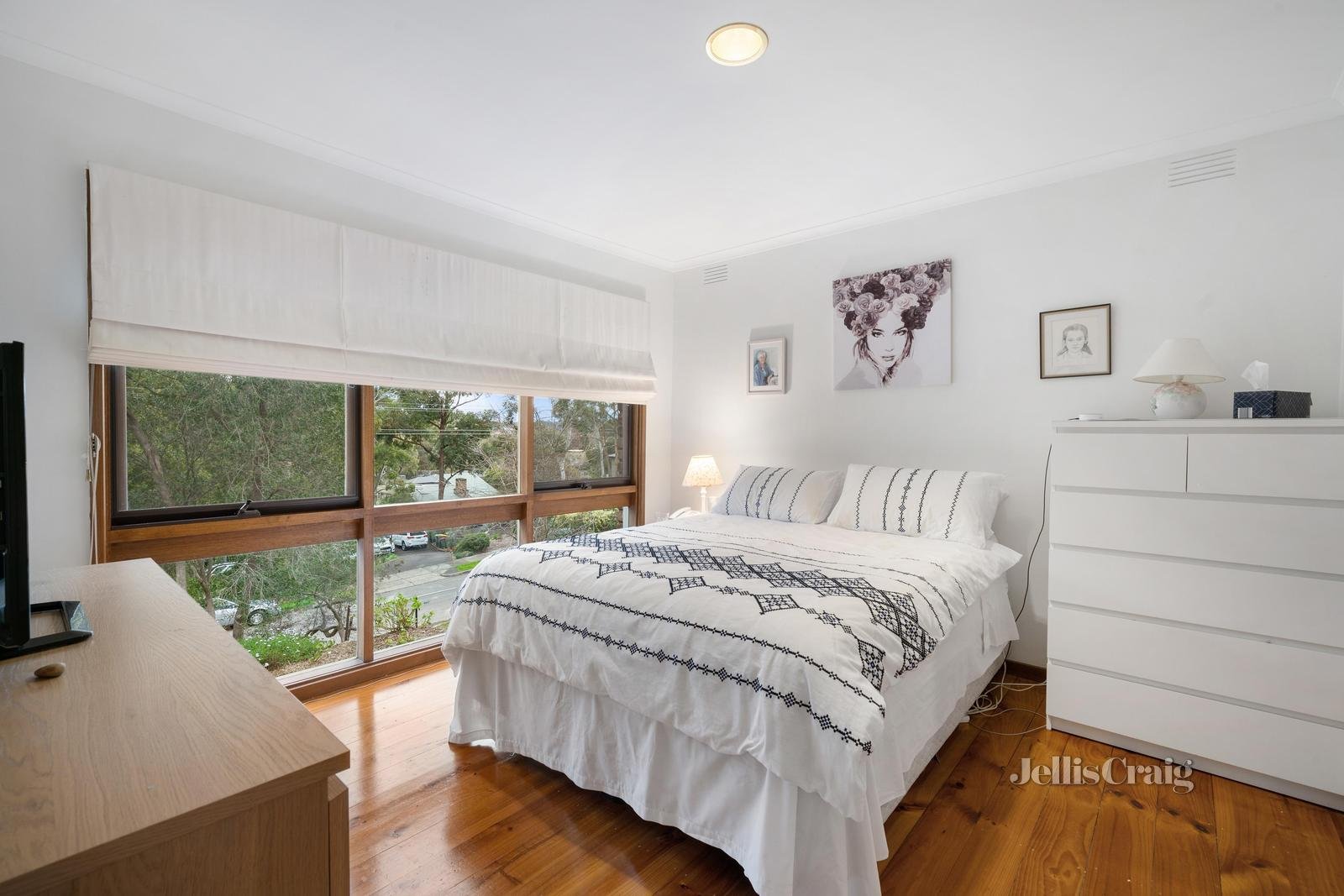 47 Livingstone Road, Eltham image 8
