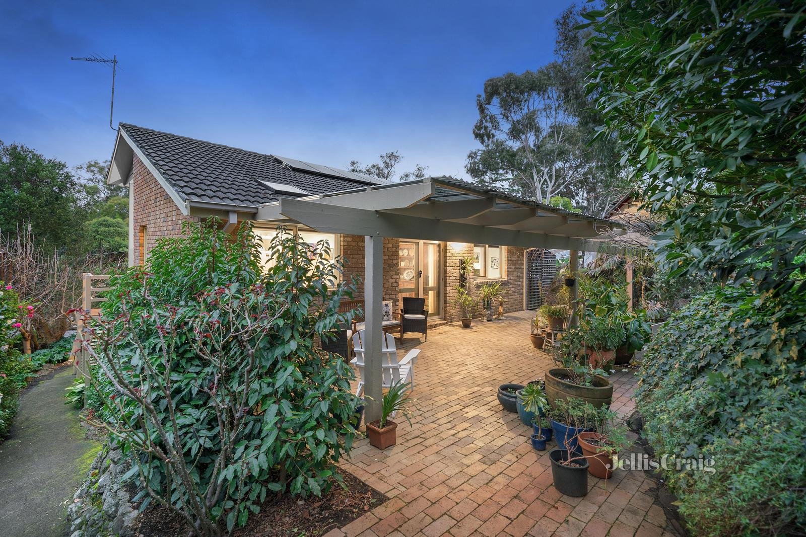 47 Livingstone Road, Eltham image 11
