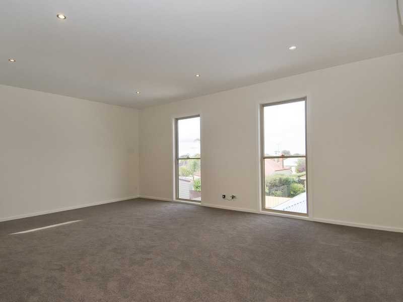 47 Loch Street, East Geelong image 6