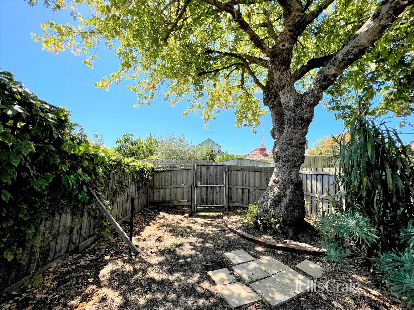 47 Luscombe Street, Brunswick image 10