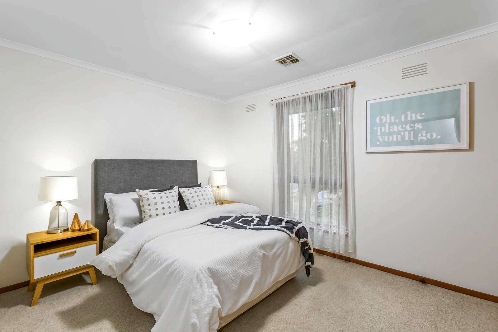 Property Gallery Thumbnail 9