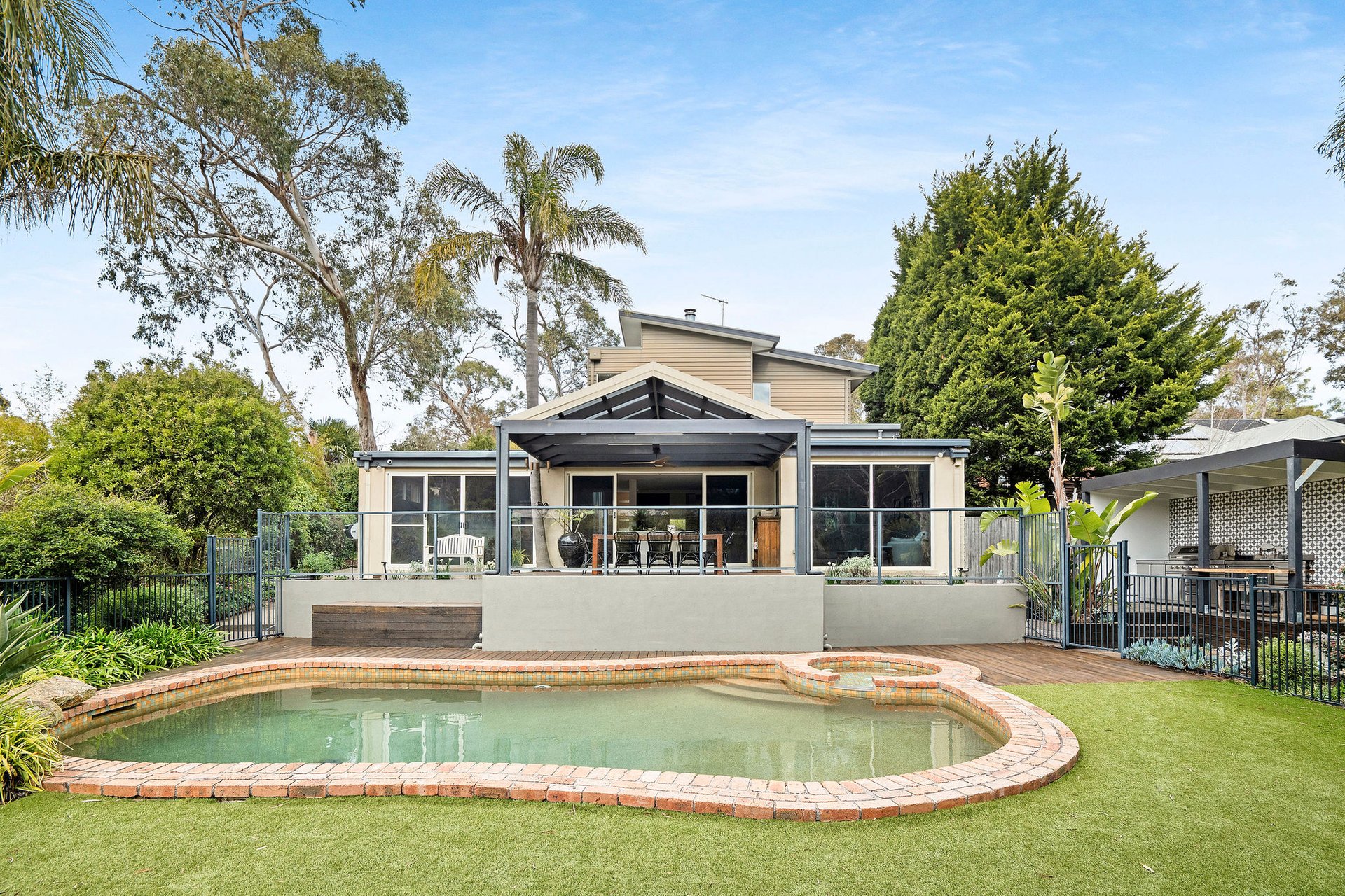 Property Gallery Thumbnail 10