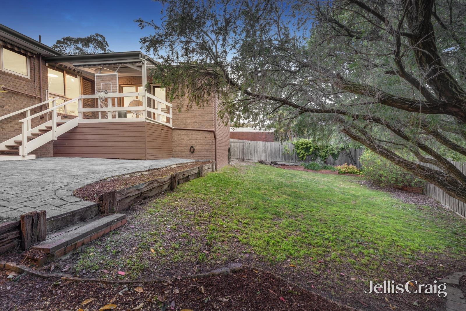 47 Mundara Drive, Ringwood image 13